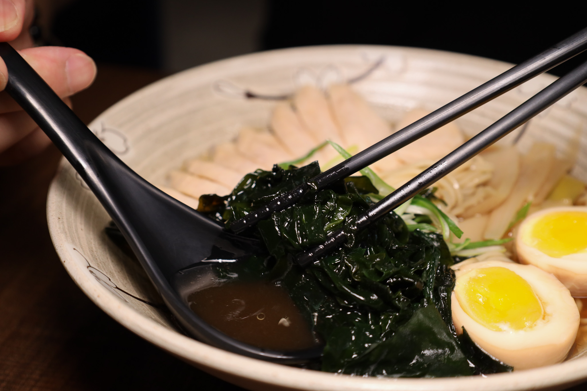 台中兆曜拉麵丼飯