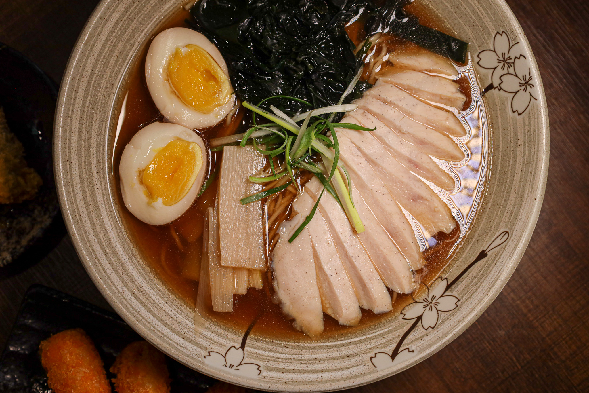 台中兆曜拉麵丼飯