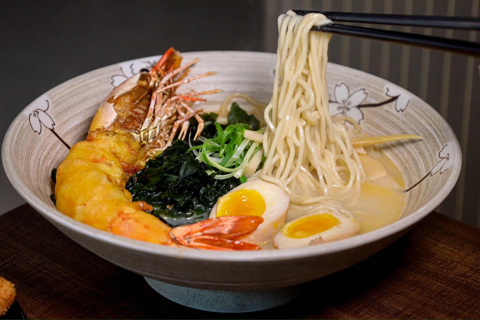 台中美食兆曜拉麵丼飯